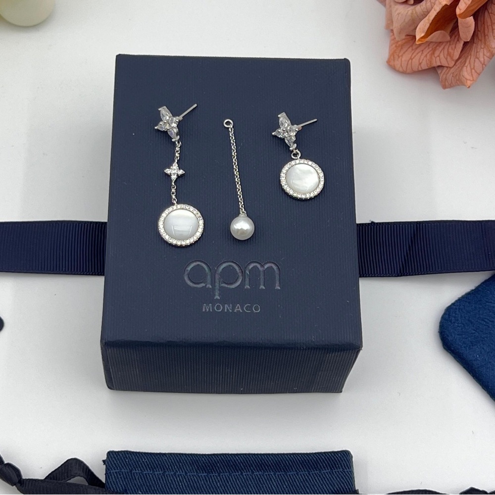 APM Monaco Asymmetrical White Mother-of-Pearl Drop Earrings - Silver - Picture 5 of 7